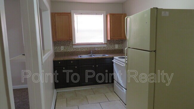 Building Photo - 3337 Post St