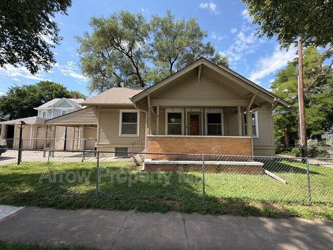 Building Photo - 415 N 32nd St