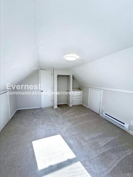 Building Photo - 1254 Elmwood Rd