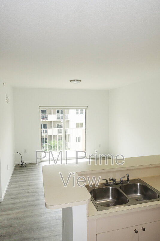 Building Photo - 11040 SW 196th St