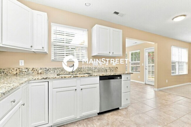 Building Photo - 3 Bedroom Pet-Friendly Home in Browns Summit, NC with Main Street Renewal