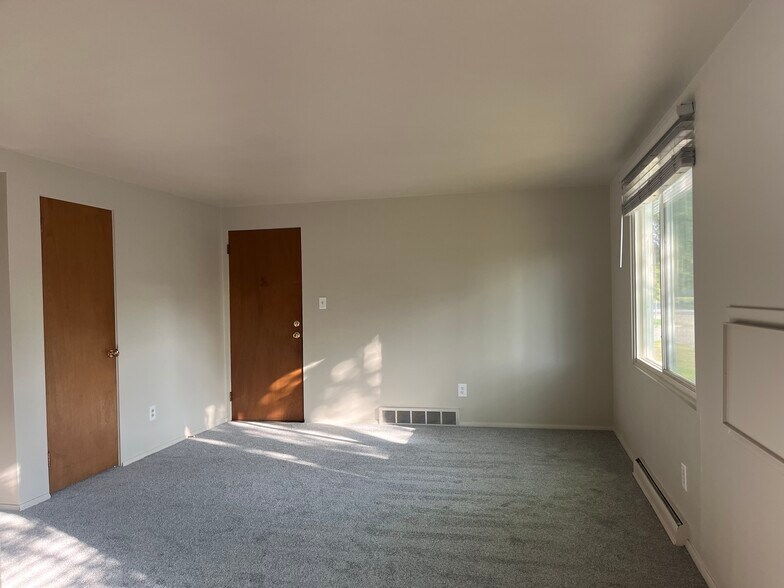Building Photo - 905 Reed St