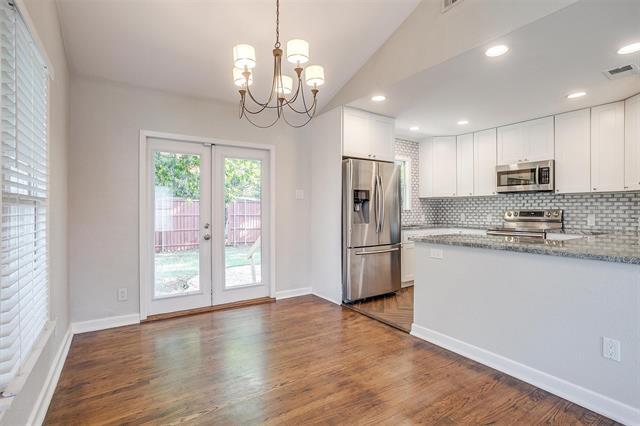 Building Photo - 4231 S Cresthaven Rd