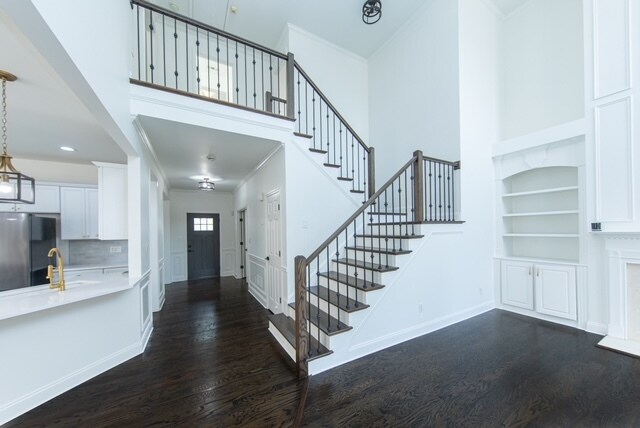 foyer - 3501 Downing Dr