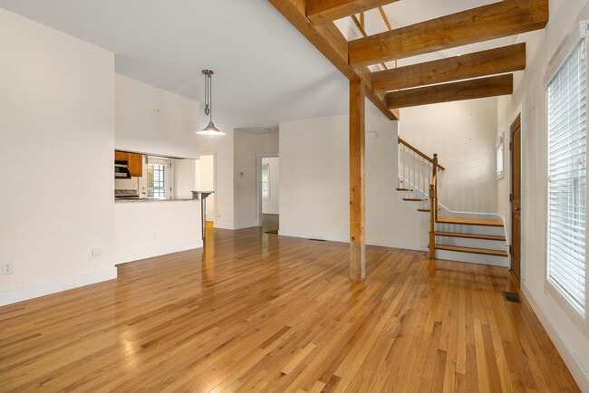 Building Photo - 50 Mainmast Cir