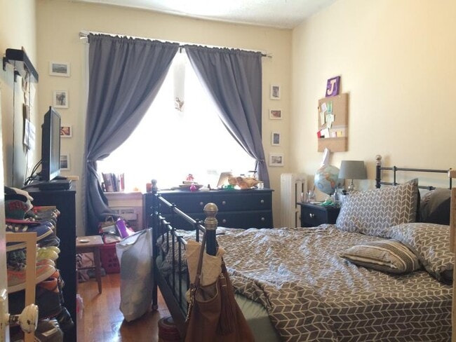 Building Photo - 1715 Commonwealth Ave