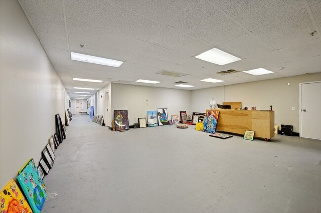 Building Photo - Franklin Park Apartments