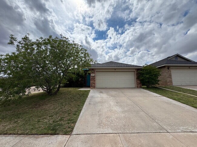 Primary Photo - Elegant 3-Bedroom Haven in Quincy Park