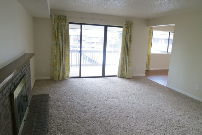 Building Photo - Cozy Two Bed Unit In Boulder