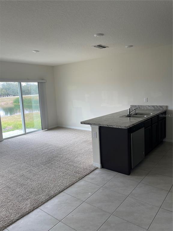 Building Photo - 176 Emanuelle Dr