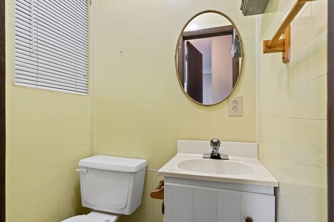Building Photo - Blissful in Burleson ISD
