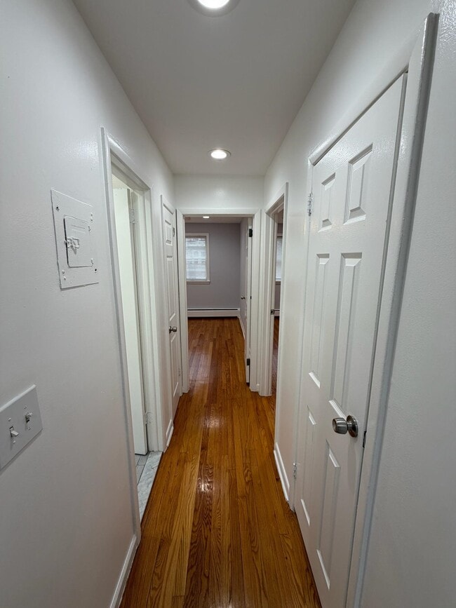 Building Photo - 3586 John F. Kennedy Blvd