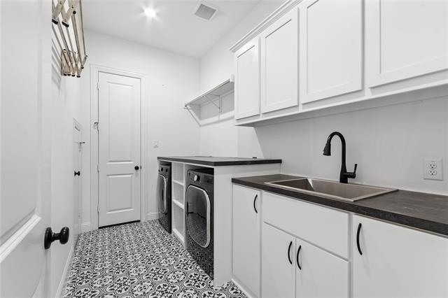 Building Photo - 3333 Alexandra Ln