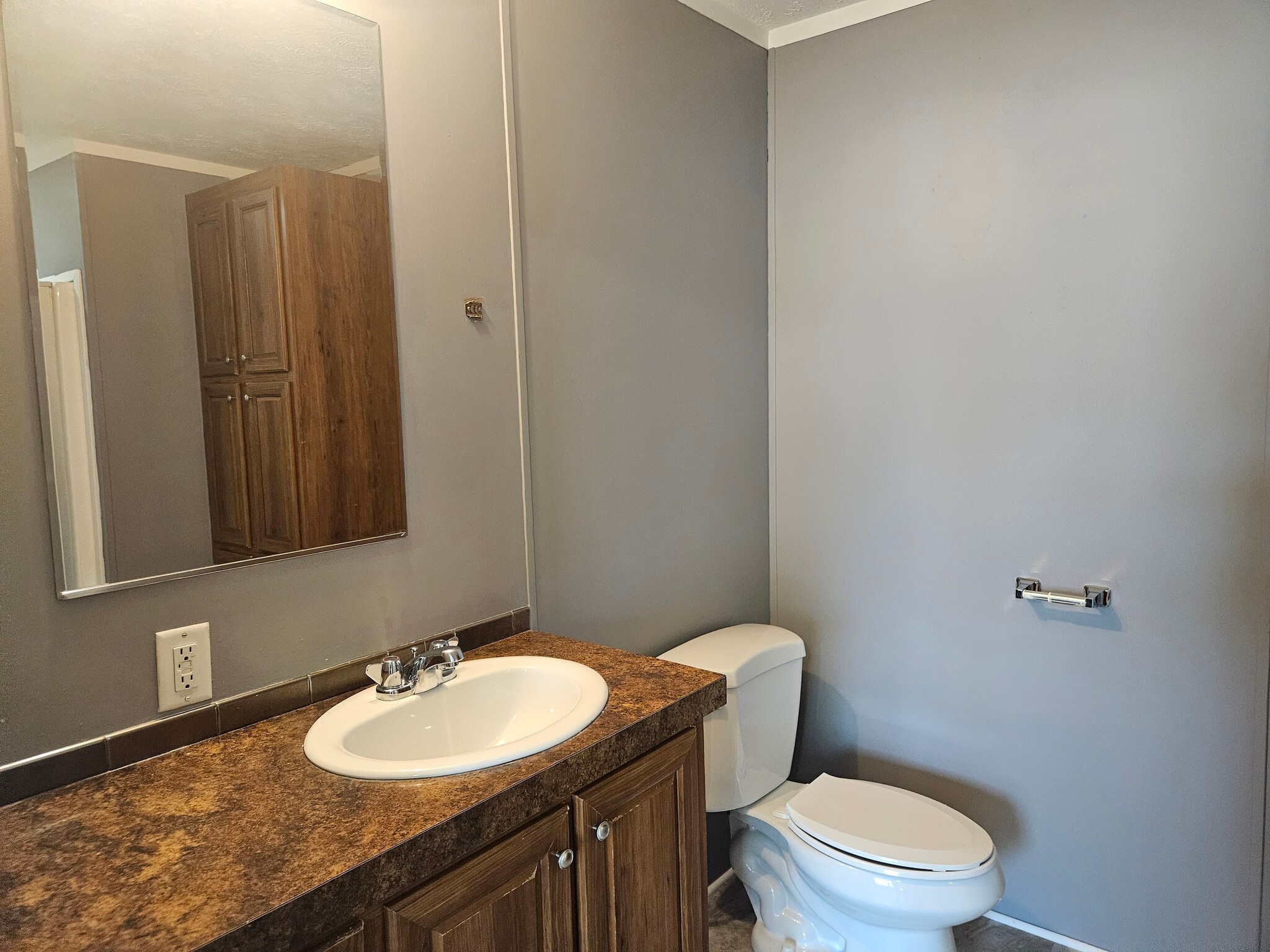 Building Photo - 39 Lynnwood Cir