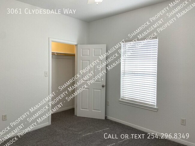 Building Photo - Surrey Ridge Duplex