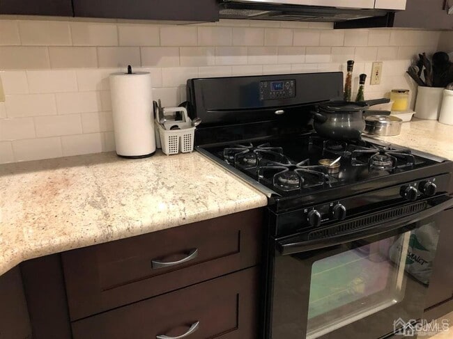 Building Photo - 151 Gregory Ln