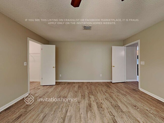 Building Photo - 4502 Crosstie Rd S