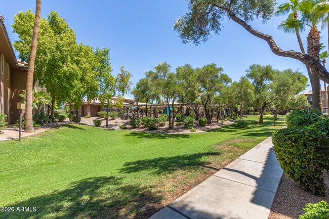 Building Photo - 7009 E Acoma Dr