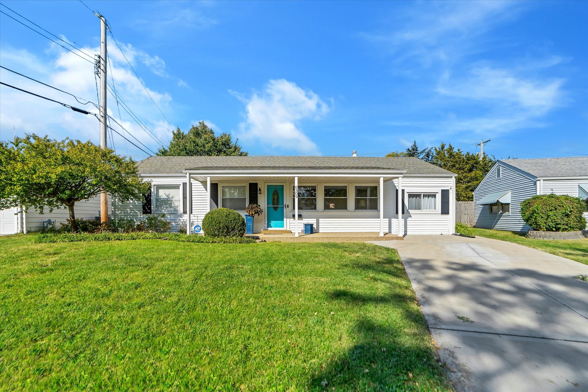 Building Photo - 6309 Sheppard Dr