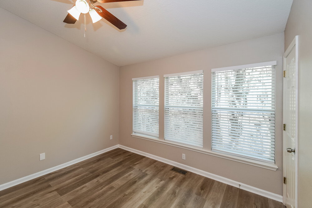 Building Photo - 3587 Lone Tree Ln