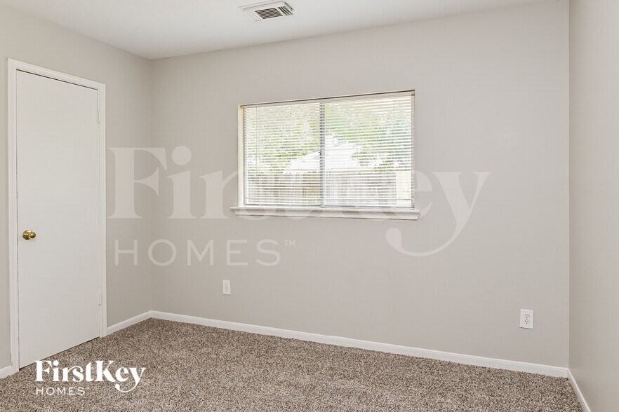 Building Photo - 24111 Ayscough Ln