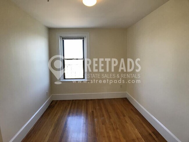 Building Photo - 2 bedroom in Cambridge MA 02139