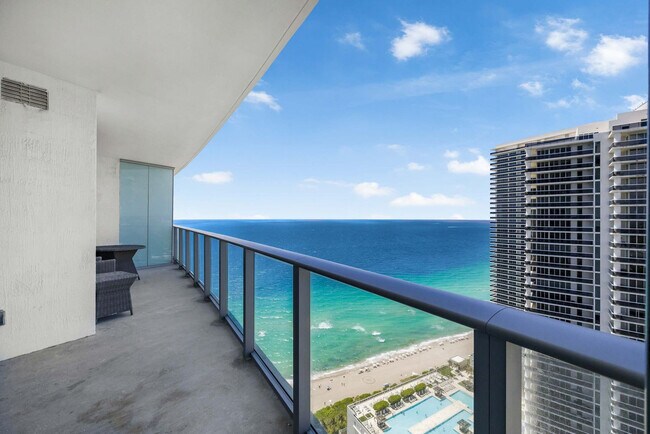 Building Photo - 4111 S Ocean Dr