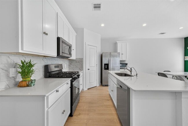 Building Photo - 30611 Castle Cove Dr