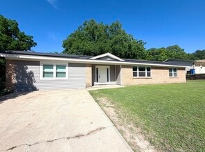 Building Photo - 1005 Idlewood Ave