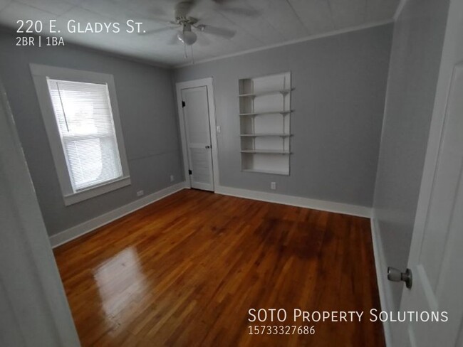 Building Photo - 220 E Gladys St