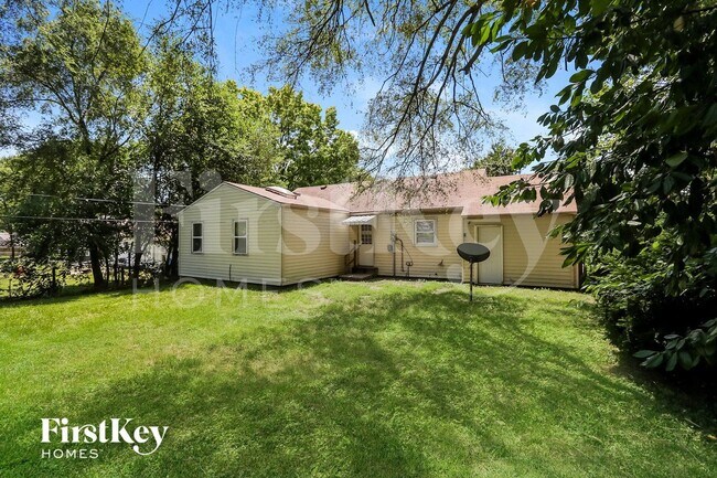 Building Photo - 3419 S Home Ave