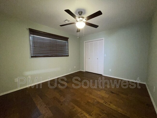 Building Photo - 1394 Mirada Dr