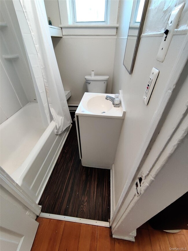 Building Photo - 98 Montgomery St