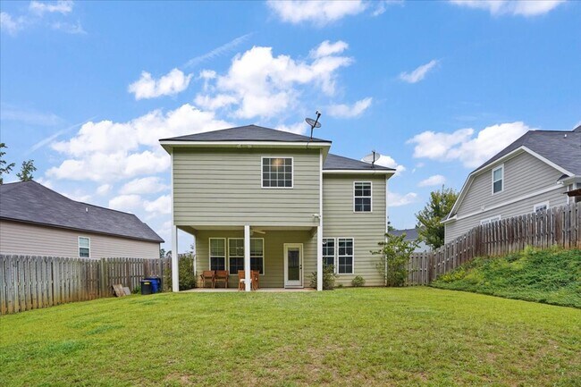 Building Photo - 4 Bedroom, 2.5 Bathroom home in Grovetown with fenced yard and 2-car garage