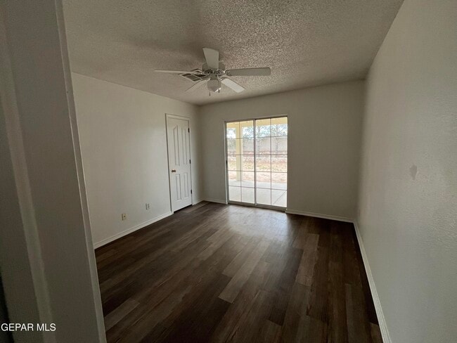 Building Photo - 12420 Tierra Mesa Ct