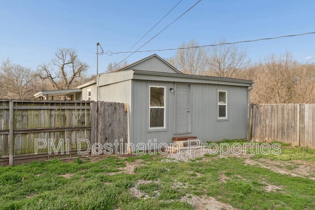 Building Photo - 247 Shadyside Ave