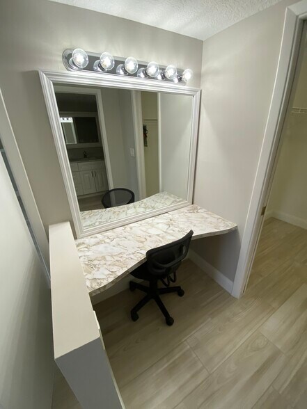 Building Photo - 9619 Midiron Ct