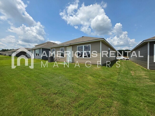 Building Photo - 4025 River Bend Rd