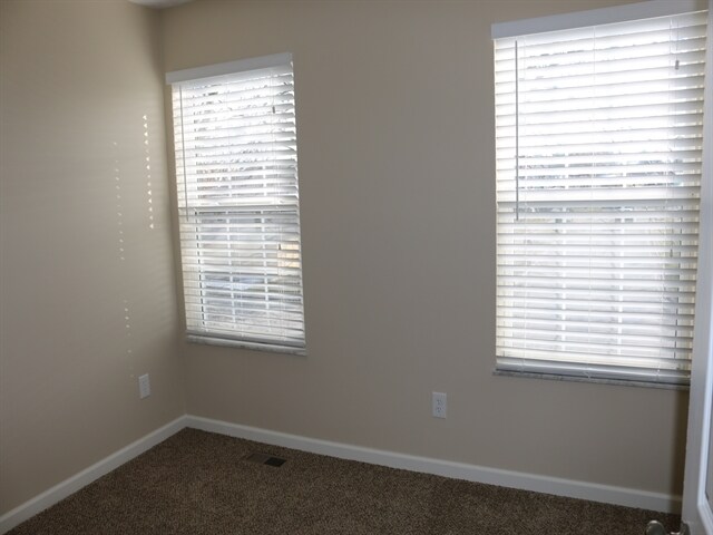 Building Photo - 1100 Lavender Ln