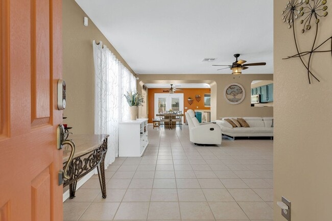 Building Photo - Private Pool Oasis  in southwest Tucson's coveted Star Valley!