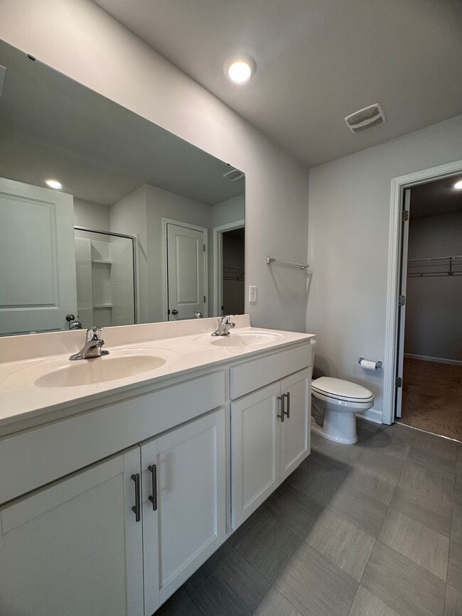 Building Photo - Beautiful 4BR 2.5BA Home in Trinity
