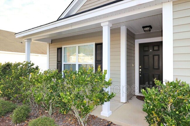 Building Photo - 410 Vinicio Dr