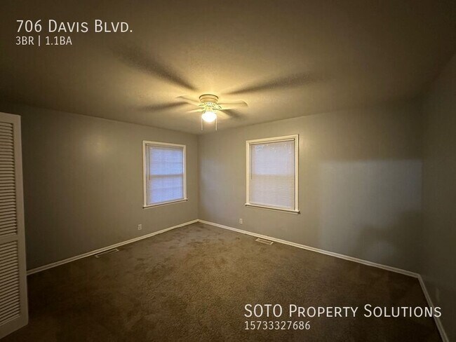Building Photo - 3BD/1.5BA Pet-Friendly House