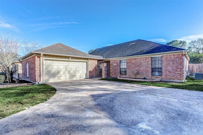 Building Photo - 21623 Park Valley Dr