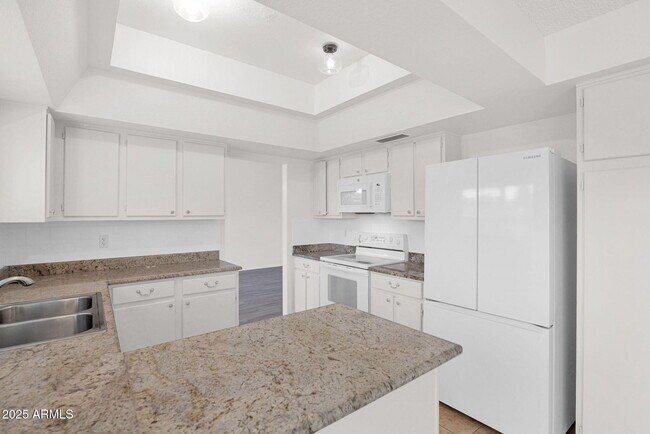 Building Photo - 3623 E Oraibi Dr