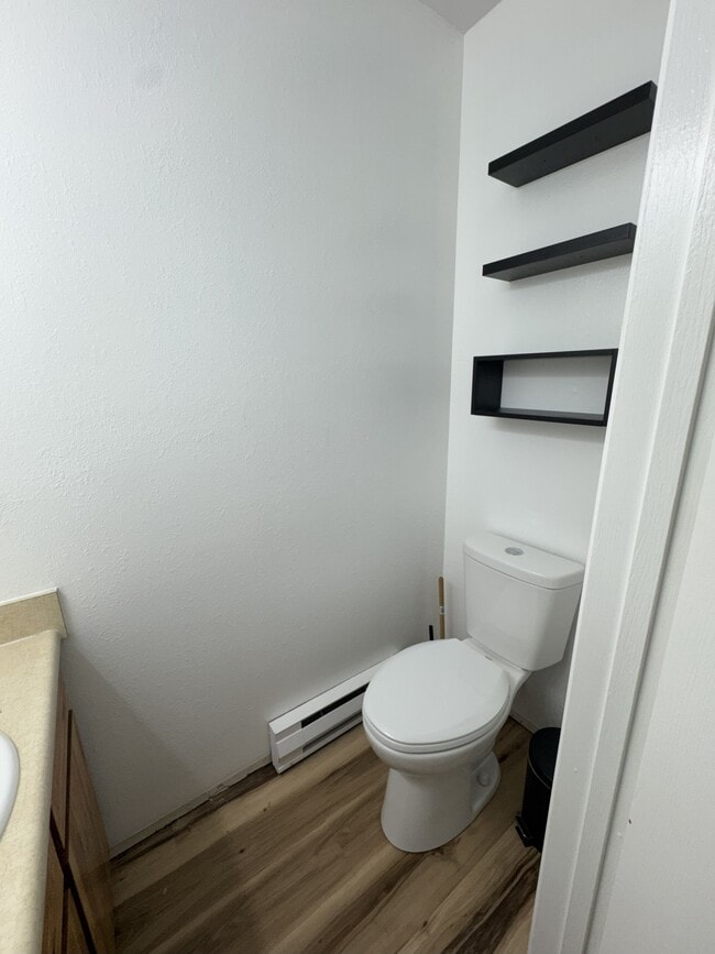 Building Photo - 850 Shenandoah Dr