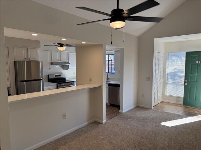 Building Photo - 5691 Ashton Lake Dr