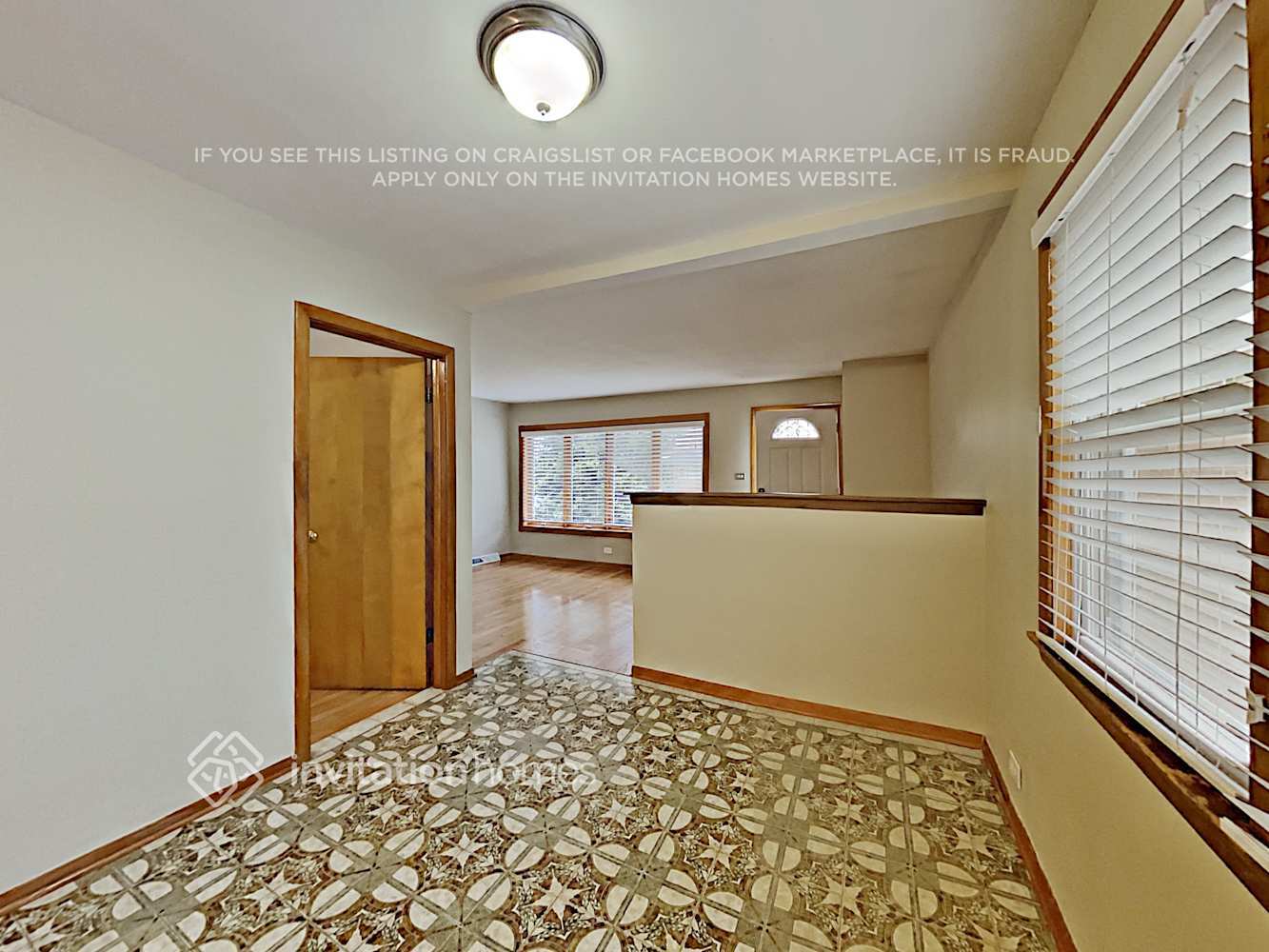 Building Photo - 6447 W 63rd Pl