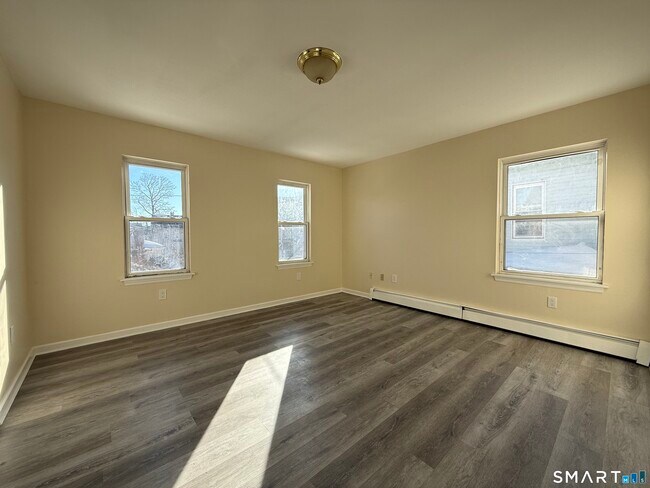 Building Photo - 769 Ogden St