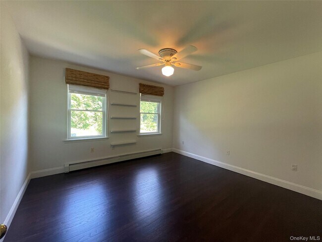 Building Photo - 14 Ledge Rock Ct